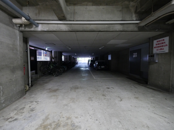 駐車場イメージ3