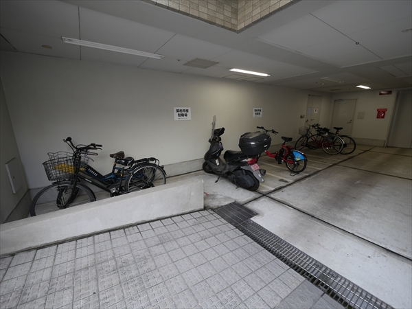 駐車場イメージ3