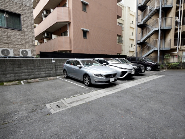 駐車場イメージ3