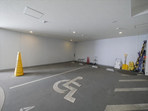 駐車場イメージ3