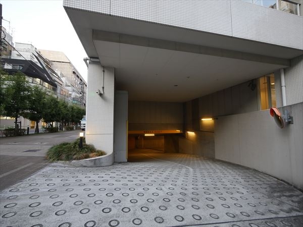 駐車場イメージ3