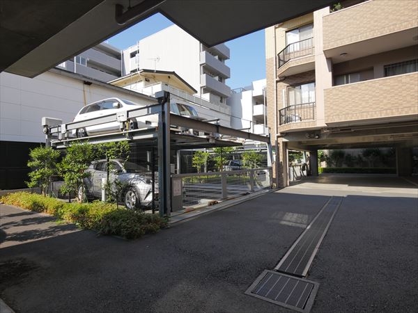 駐車場イメージ3