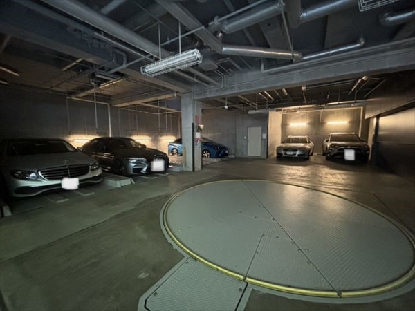 駐車場イメージ3