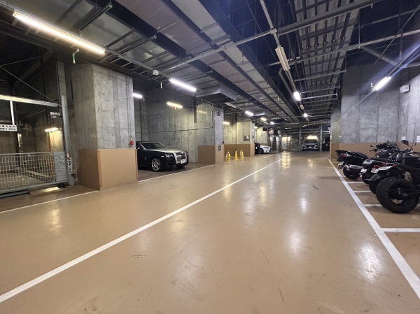 駐車場イメージ3