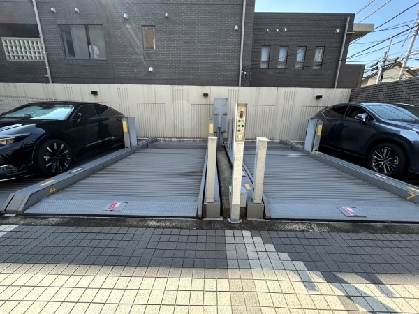 駐車場イメージ3