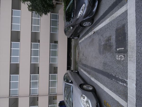 駐車場イメージ3