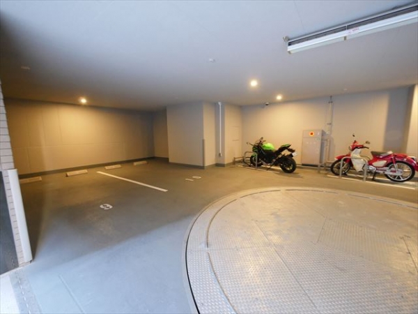 駐車場イメージ3