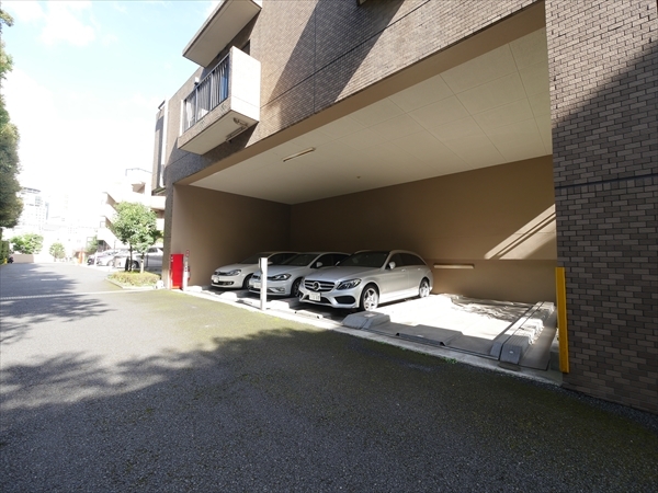 駐車場イメージ3