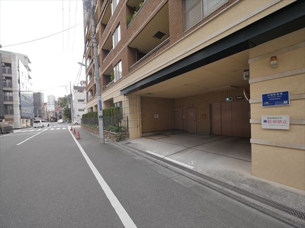駐車場イメージ3