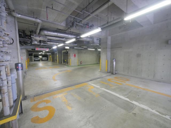 駐車場イメージ3