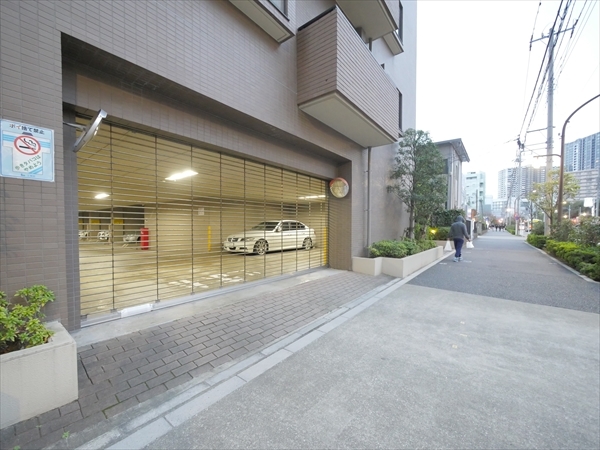 駐車場イメージ3