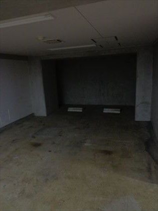 駐車場イメージ3