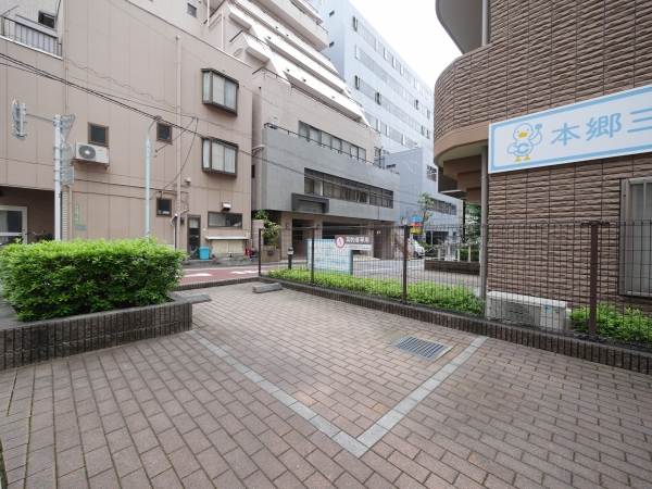 駐車場イメージ3