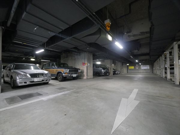 駐車場イメージ3
