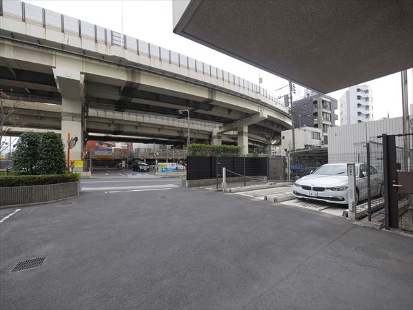 駐車場イメージ3