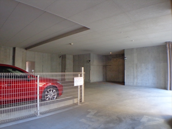 駐車場イメージ4