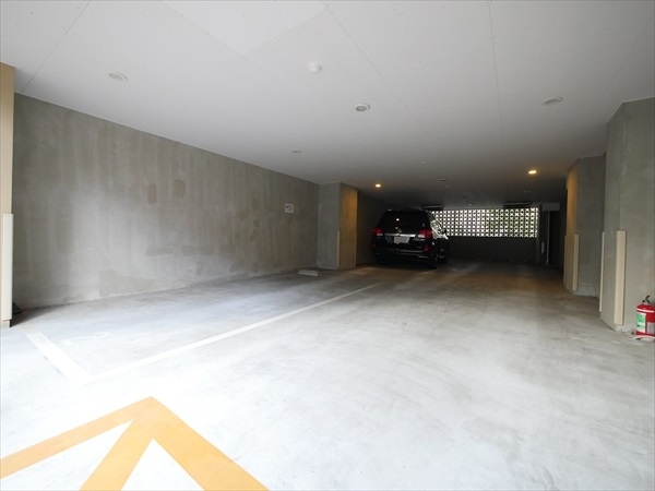 駐車場イメージ4