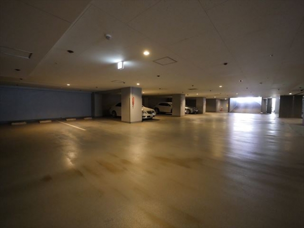 駐車場イメージ3