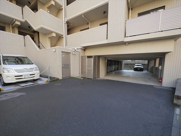 駐車場イメージ4