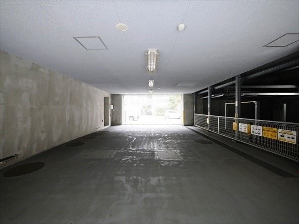 駐車場イメージ6