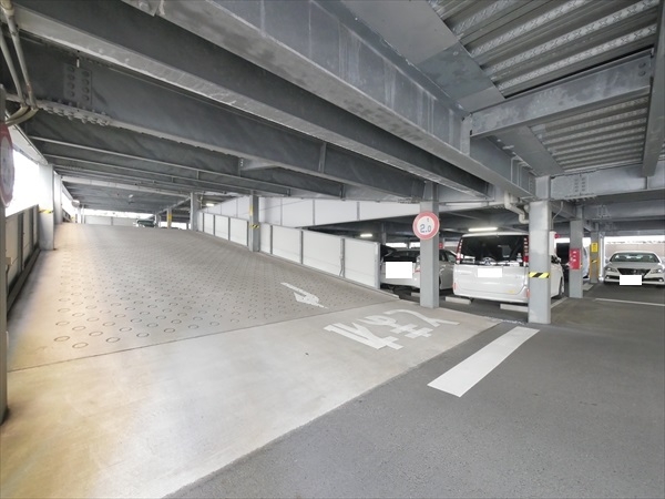 駐車場イメージ6