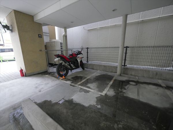 駐車場イメージ6