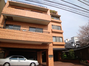 南青山パークハイツ