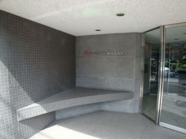 アールヴェール新宿弁天町