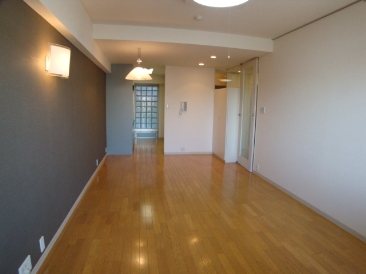 エステート左門　（ESTATE SAMMON ）