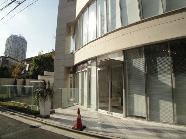 IL CENTRO SERENO（イルチェントロセレーノ）
