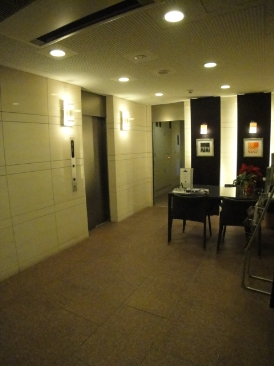 セントラルクリブ六本木　（Ｃｅｎｔｒａｌ　Ｃｒｉｂ　Ｒｏｐｐｏｎｇｉ）