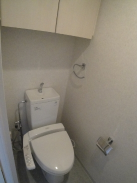 セントラルクリブ六本木　（Ｃｅｎｔｒａｌ　Ｃｒｉｂ　Ｒｏｐｐｏｎｇｉ）