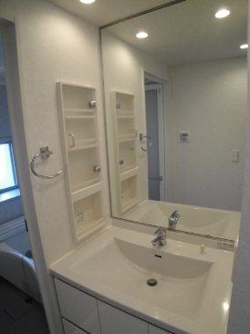 セントラルクリブ六本木　（Ｃｅｎｔｒａｌ　Ｃｒｉｂ　Ｒｏｐｐｏｎｇｉ）