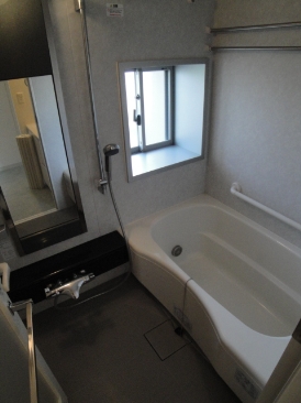 セントラルクリブ六本木　（Ｃｅｎｔｒａｌ　Ｃｒｉｂ　Ｒｏｐｐｏｎｇｉ）