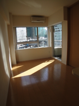 セントラルクリブ六本木　（Ｃｅｎｔｒａｌ　Ｃｒｉｂ　Ｒｏｐｐｏｎｇｉ）