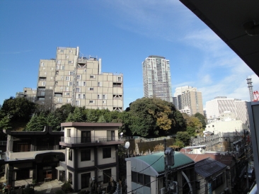 セントラルクリブ六本木　（Ｃｅｎｔｒａｌ　Ｃｒｉｂ　Ｒｏｐｐｏｎｇｉ）