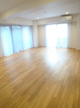 信濃町スワローズマンション