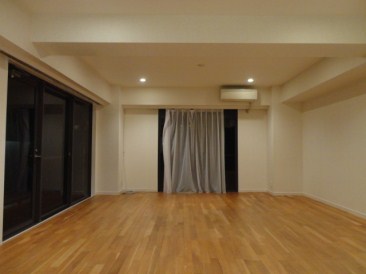 信濃町スワローズマンション
