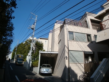 ZELCOURT AOYAMA （ゼルコート青山）
