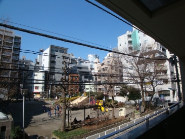 AZABU JUBAN TERRACE （麻布十番テラス）