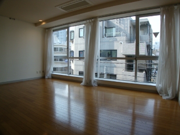 ＨＯＵＳＥ２７１７　（ハウス２７１７）