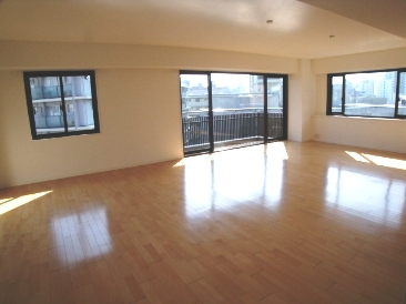 王子ホームズ青山　（ＯＪＩ　ＨＯＭＥＳ　ＡＯＹＡＭＡ）