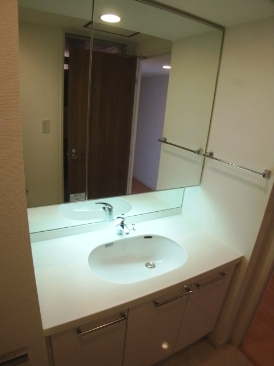 王子ホームズ青山　（ＯＪＩ　ＨＯＭＥＳ　ＡＯＹＡＭＡ）