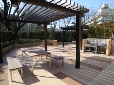 王子ホームズ青山　（ＯＪＩ　ＨＯＭＥＳ　ＡＯＹＡＭＡ）