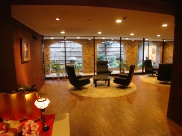 王子パレス青山　（ＯＪＩ　ＰＡＬＡＣＥ　ＡＯＹＡＭＡ）
