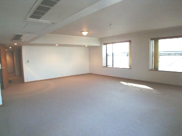 王子パレス青山　（ＯＪＩ　ＰＡＬＡＣＥ　ＡＯＹＡＭＡ）