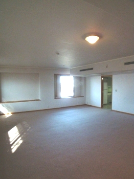 王子パレス青山　（ＯＪＩ　ＰＡＬＡＣＥ　ＡＯＹＡＭＡ）