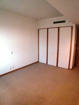 王子パレス青山　（ＯＪＩ　ＰＡＬＡＣＥ　ＡＯＹＡＭＡ）