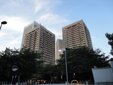アークタワーズ （ARK TOWERS）