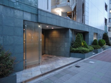 ファミール銀座イースト